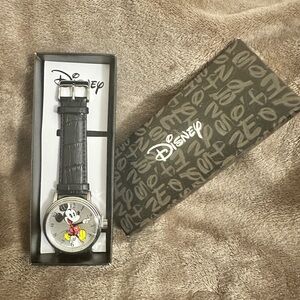 Disney Mickey Mouse Timepiece with Black Band